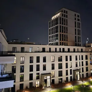 Apartment 3 2 Bathrooms 2 Toilets New Center Of Underground Parking Space Contactless Self Check-in, Düsseldorf